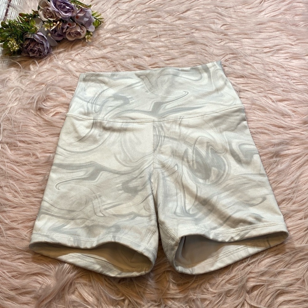 Fleo White Grey Marled High Rise Shorts